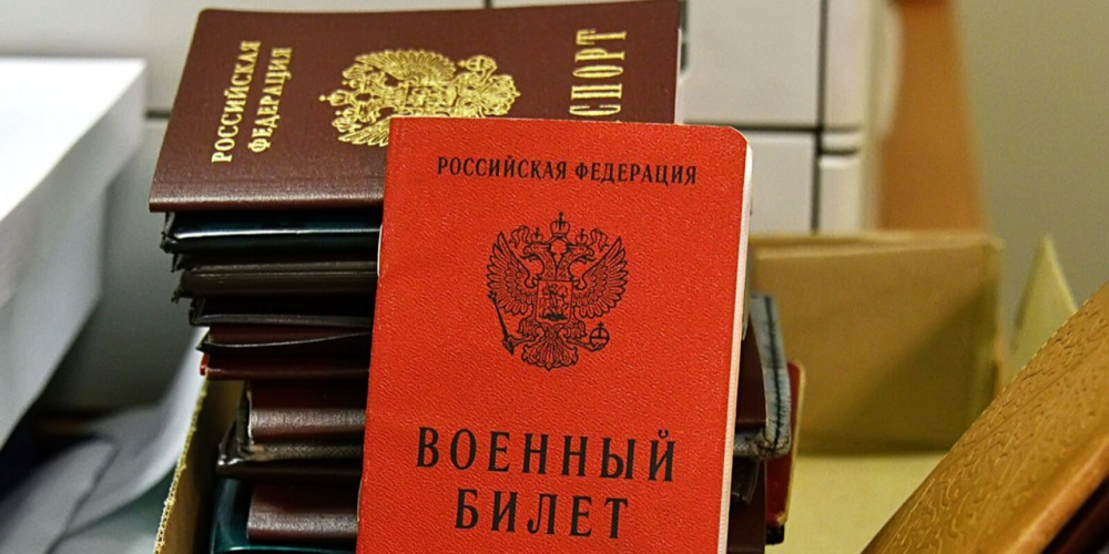 Депутат Госдумы Анатолий Выборный посетил столичный пункт отбора на военную службу по контракту